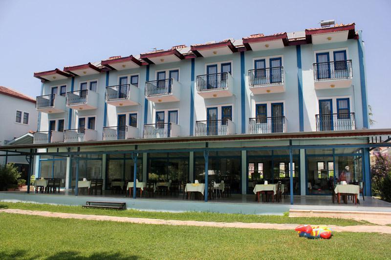 Aymes Otel 3*
